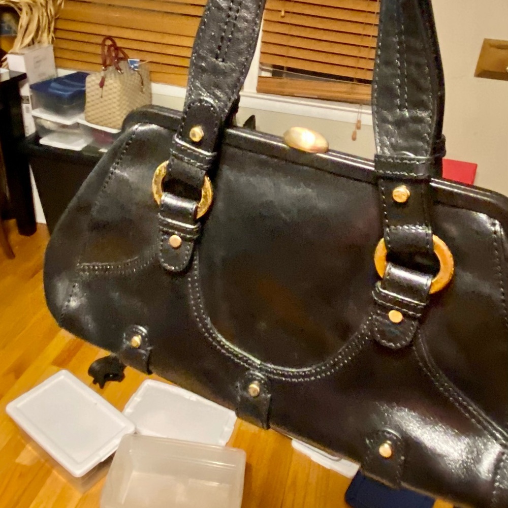 Handbag - Picture 2 of 3